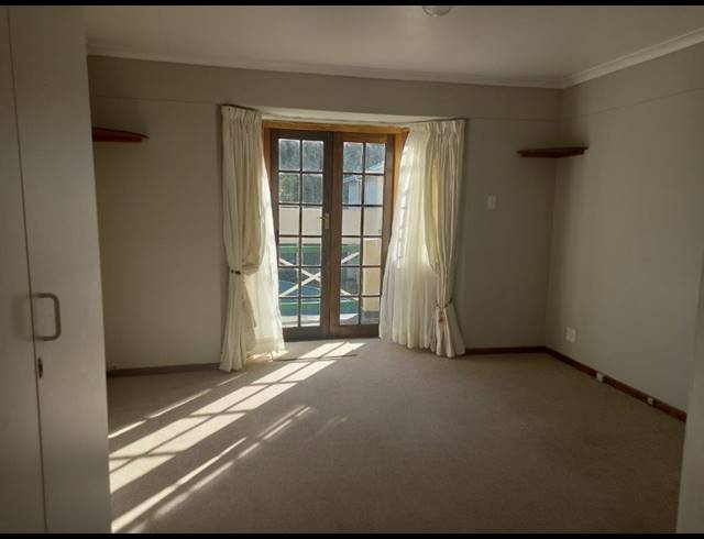 1 BEDROOM APARTMENT RENTED IN ST GEORGES PARK